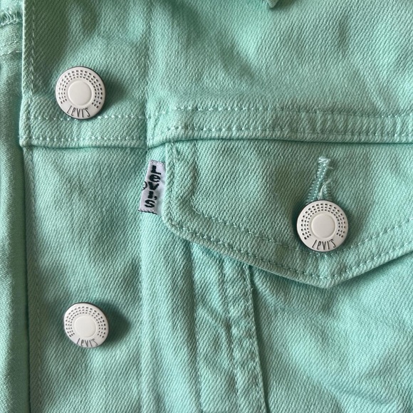 Levi’s sea foam green denim vest - Picture 3 of 8